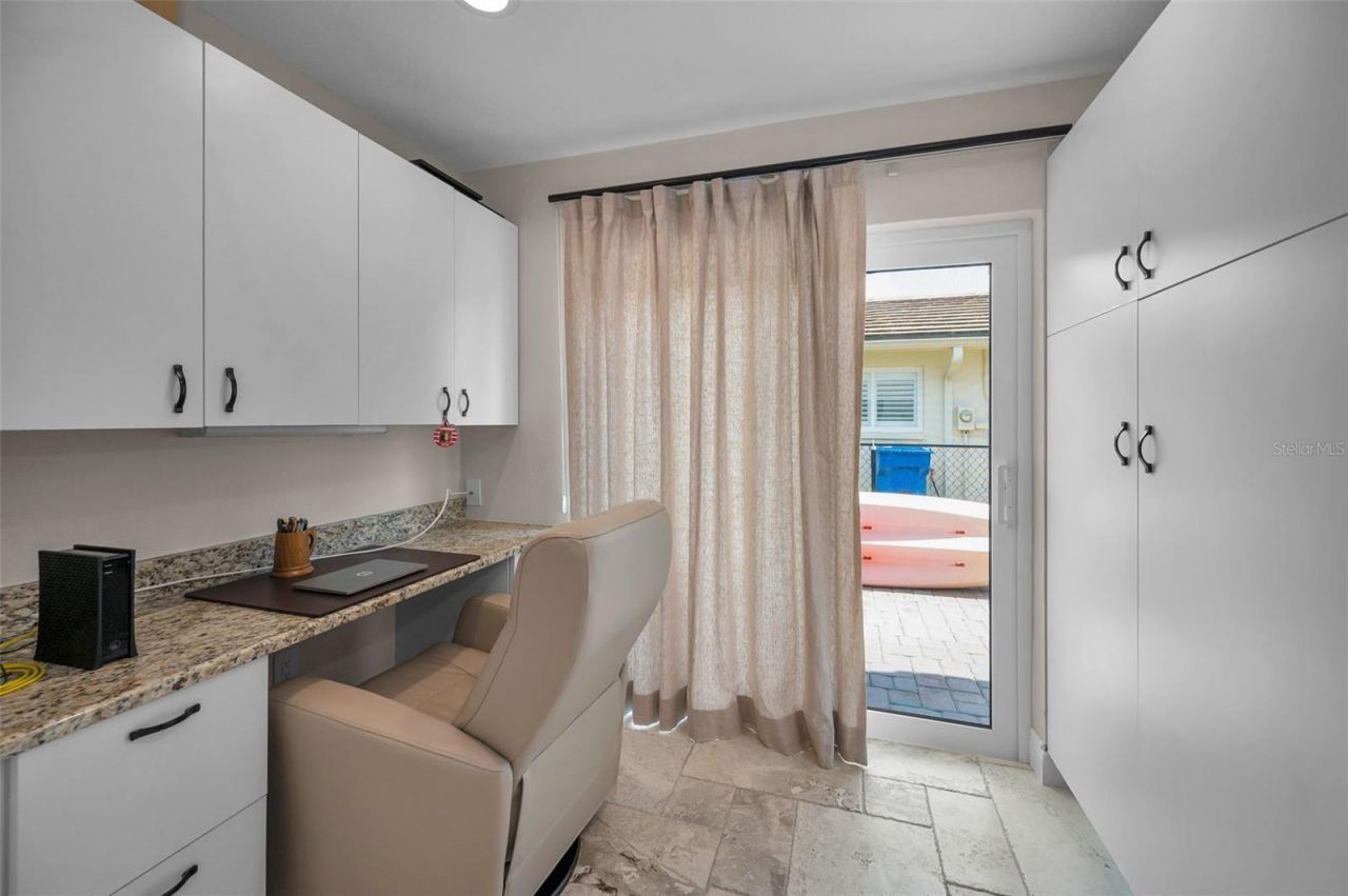 2057 Kansas Avenue Ne, Saint Petersburg, FL 33703 Photo