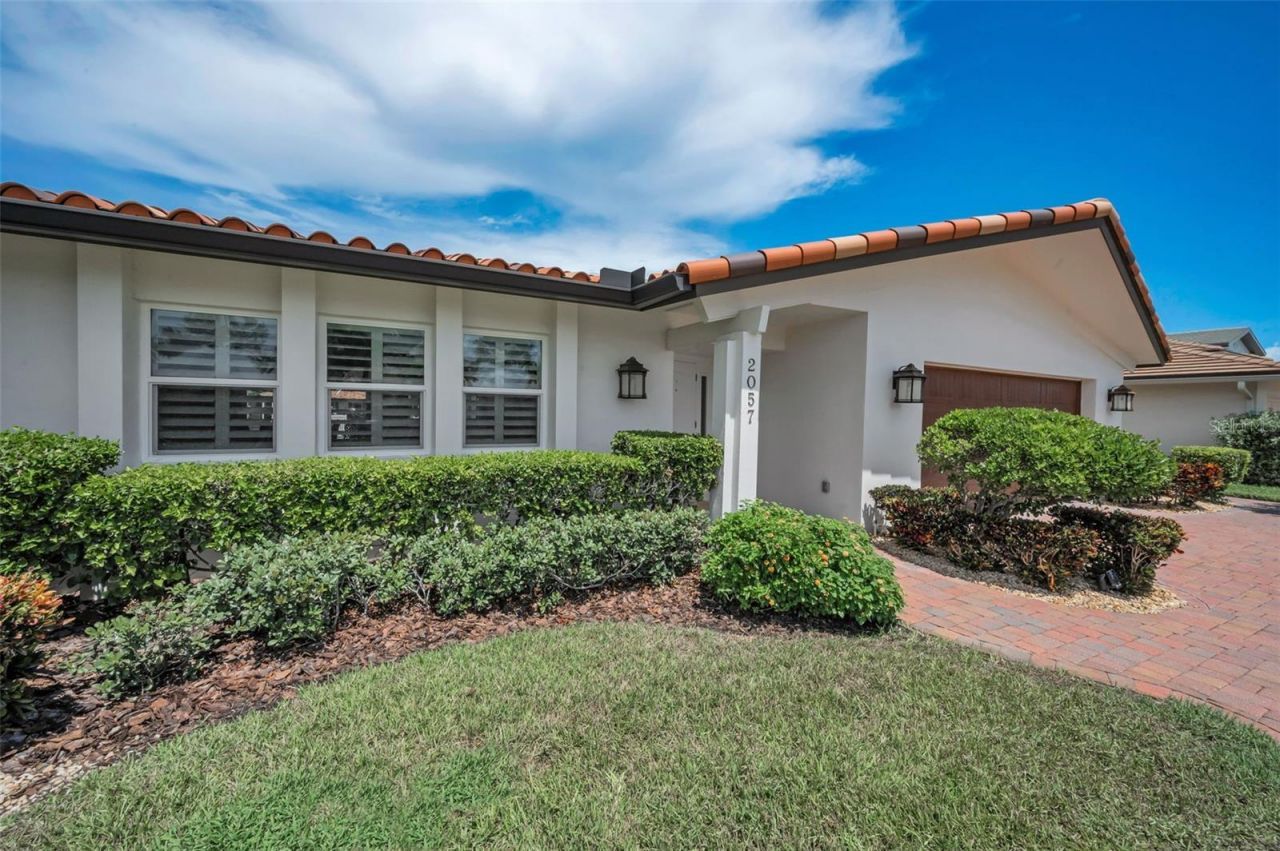 2057 Kansas Avenue Ne, Saint Petersburg, FL 33703 Photo