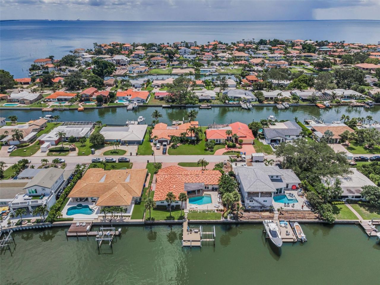 2057 Kansas Avenue Ne, Saint Petersburg, FL 33703 Photo