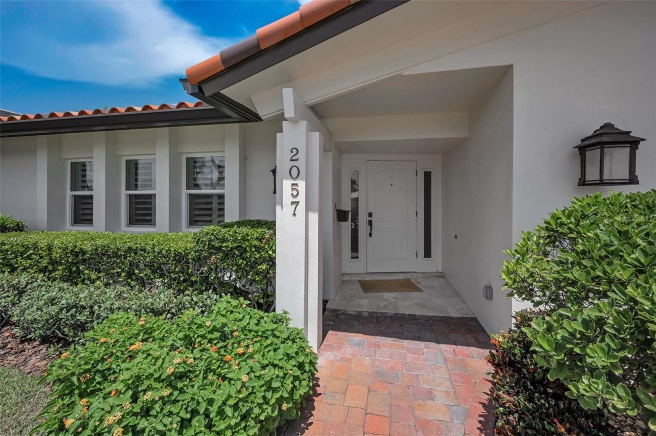 2057 Kansas Avenue Ne, Saint Petersburg, FL 33703 Photo