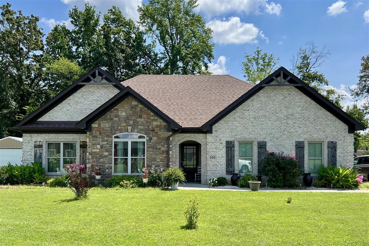 200 Poplar Street, Franklin, KY 42134 Main Photo