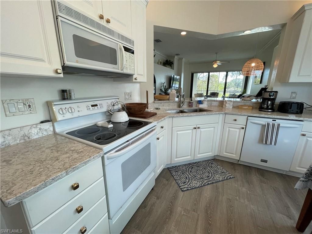 2377 Ravenna Blvd, Unit 202, Naples, FL 34109 Photo
