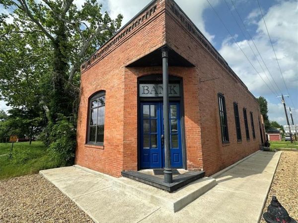 201 W Main Street Street, Cumby, TX 75433