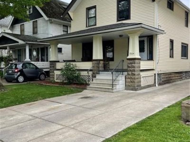 2224 W 101 st Street, Cleveland, OH 44102 Photo 2