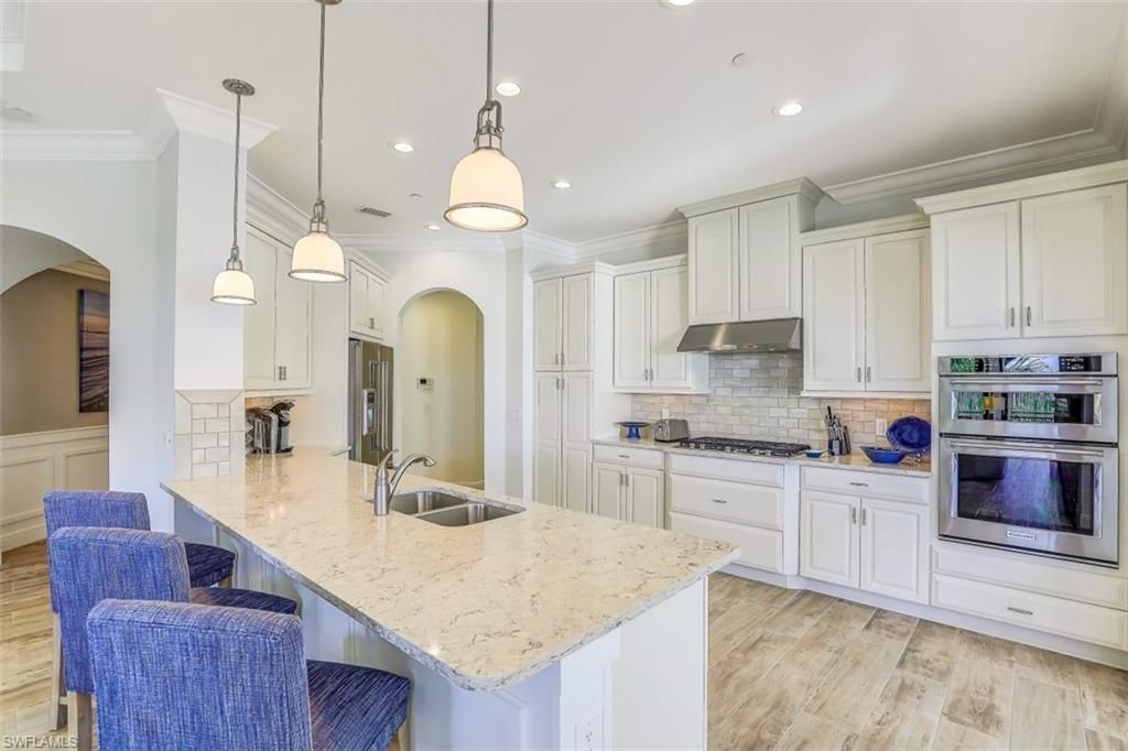 16433 Carrara Way, Unit 201, Naples, FL 34110 Photo