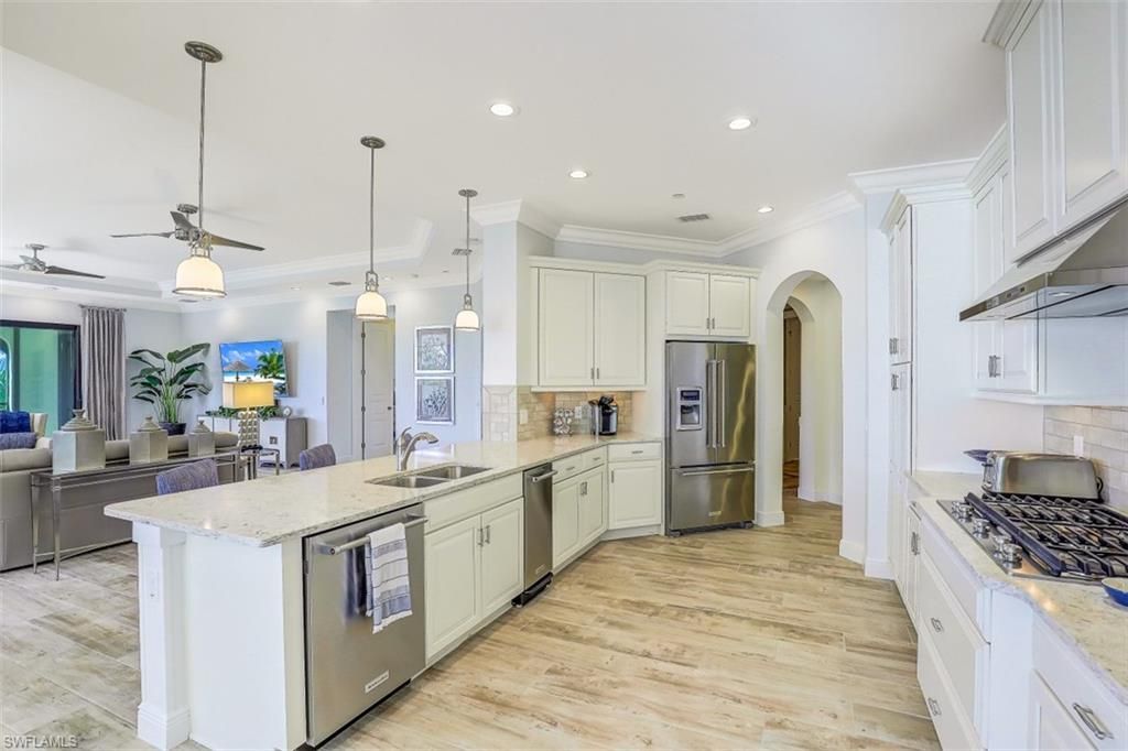 16433 Carrara Way, Unit 201, Naples, FL 34110 Photo