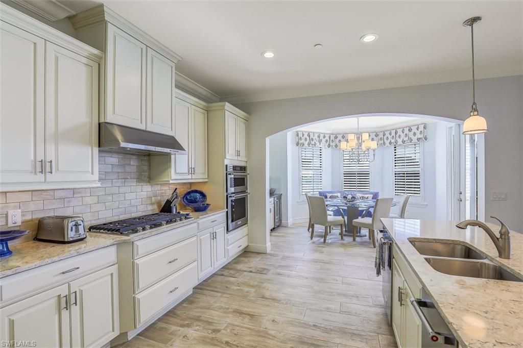16433 Carrara Way, Unit 201, Naples, FL 34110 Photo