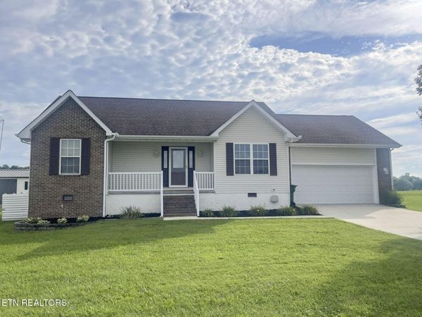 299 Jesse Loop, Crossville, TN 38555