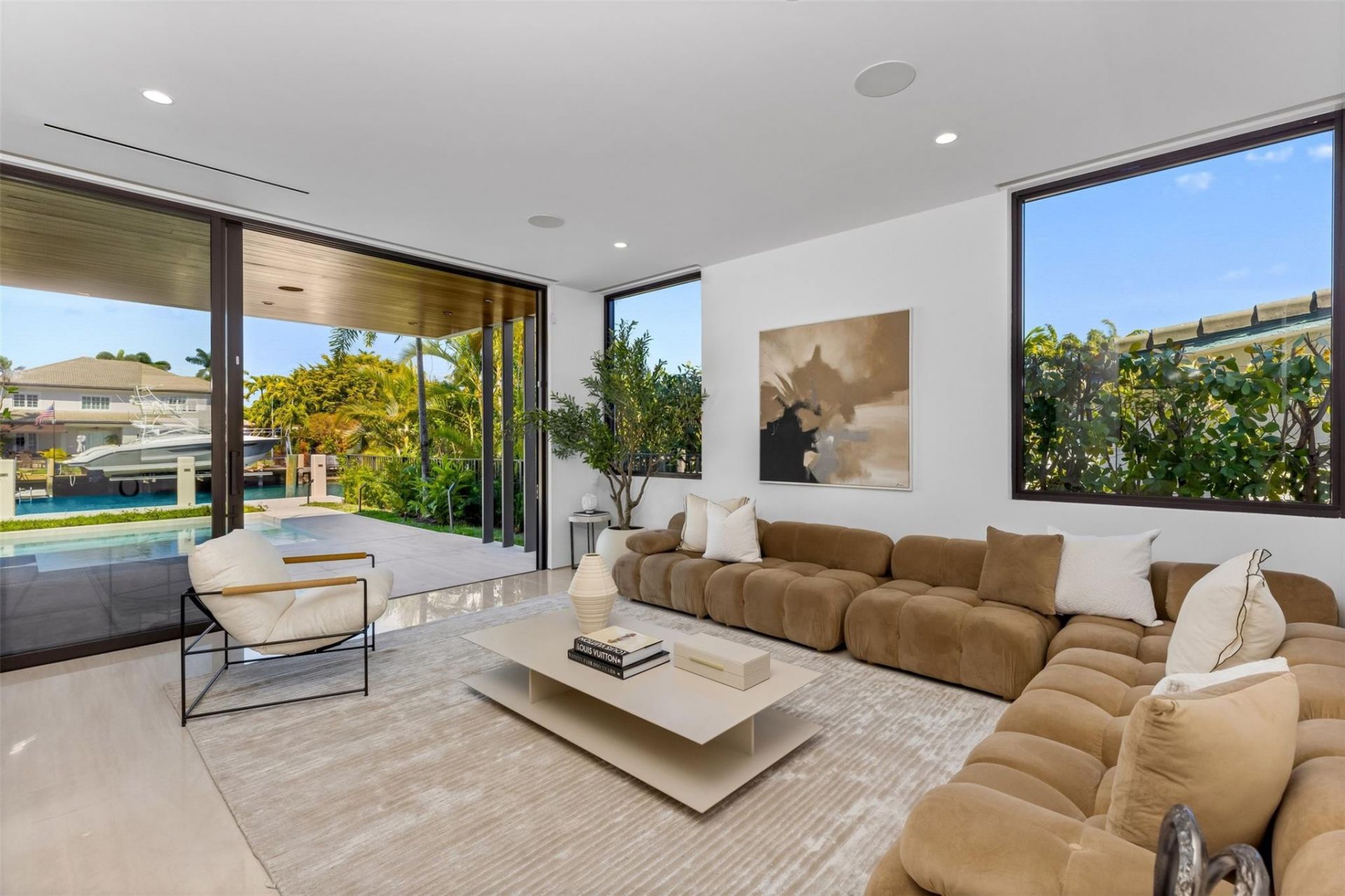 1637 SE 14th Street, Fort Lauderdale, FL 33316 Photo