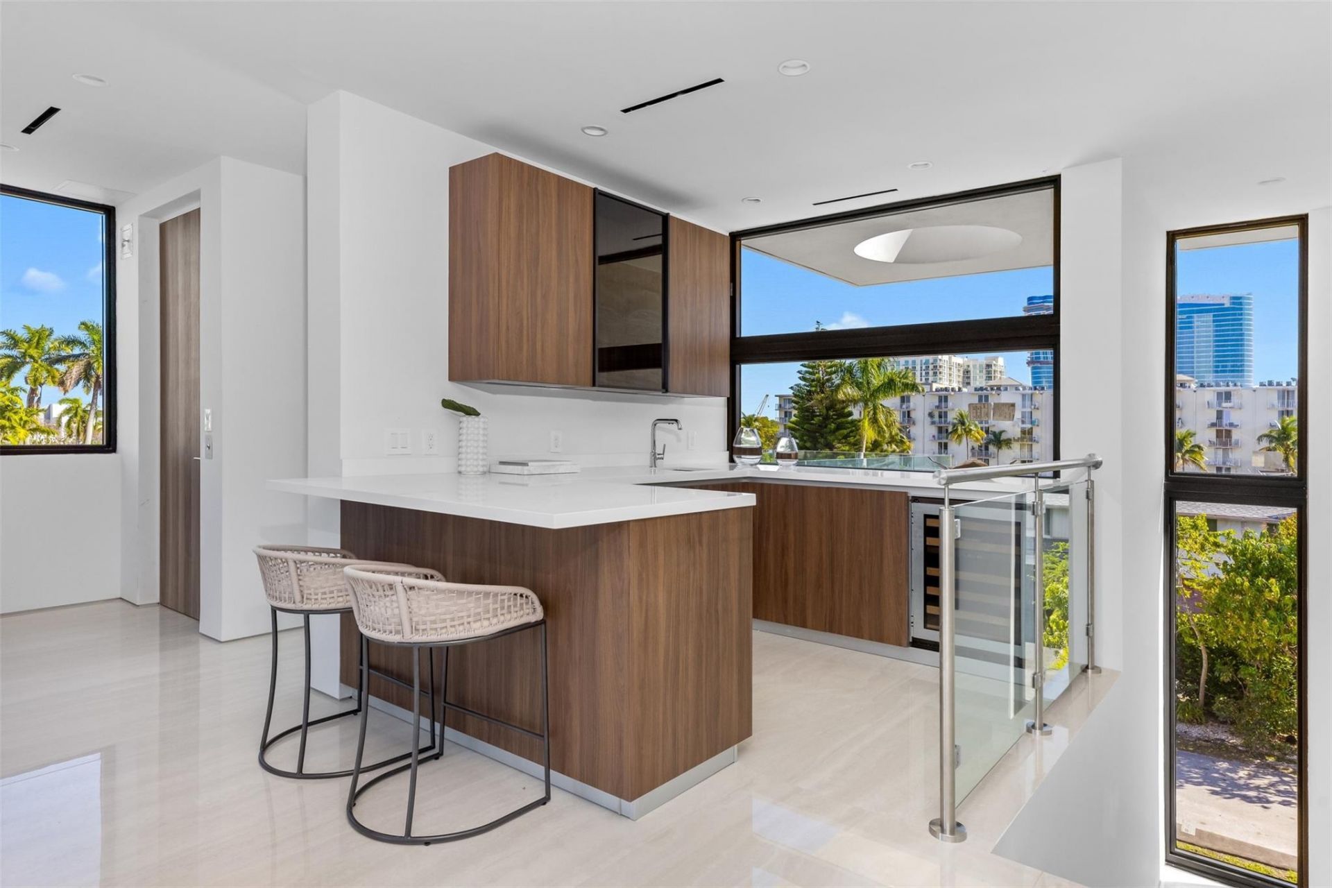 1637 SE 14th Street, Fort Lauderdale, FL 33316 Photo