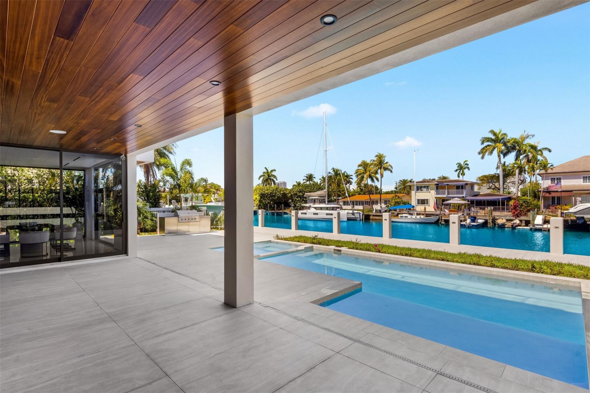 1637 SE 14th Street, Fort Lauderdale, FL 33316 Photo