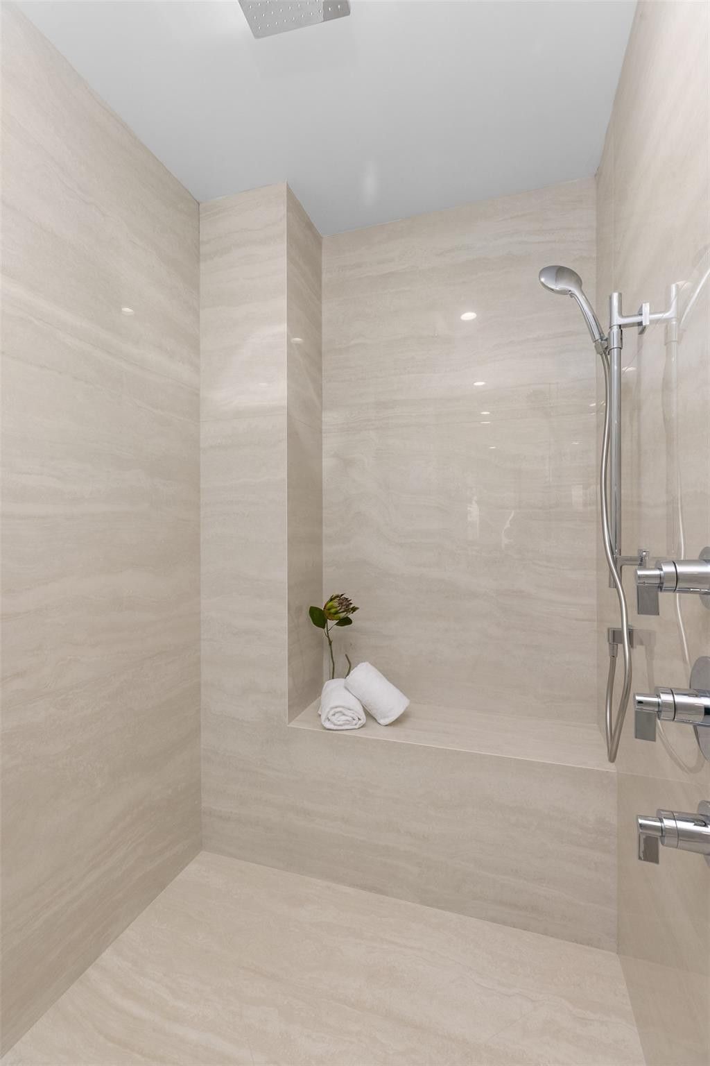 1637 SE 14th Street, Fort Lauderdale, FL 33316 Photo