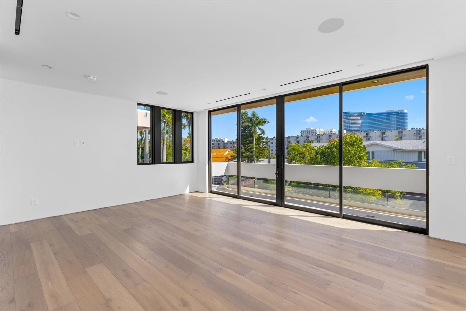 1637 SE 14th Street, Fort Lauderdale, FL 33316 Photo