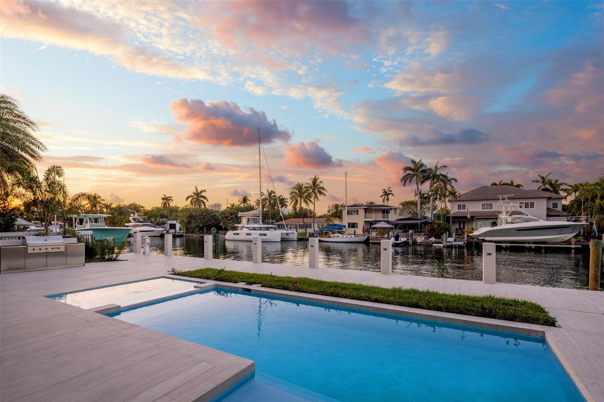 1637 SE 14th Street, Fort Lauderdale, FL 33316 Photo