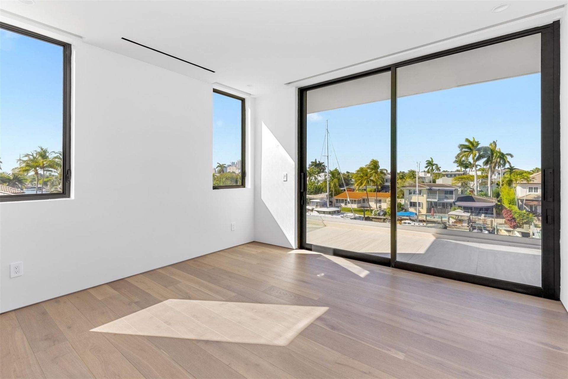 1637 SE 14th Street, Fort Lauderdale, FL 33316 Photo