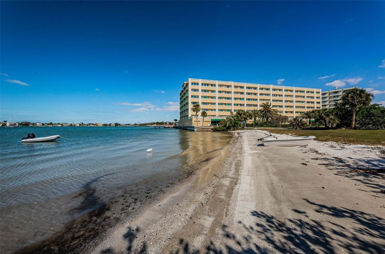 100 Bluff View Drive, Unit 608C, Belleair Bluffs, FL 33770 Photo