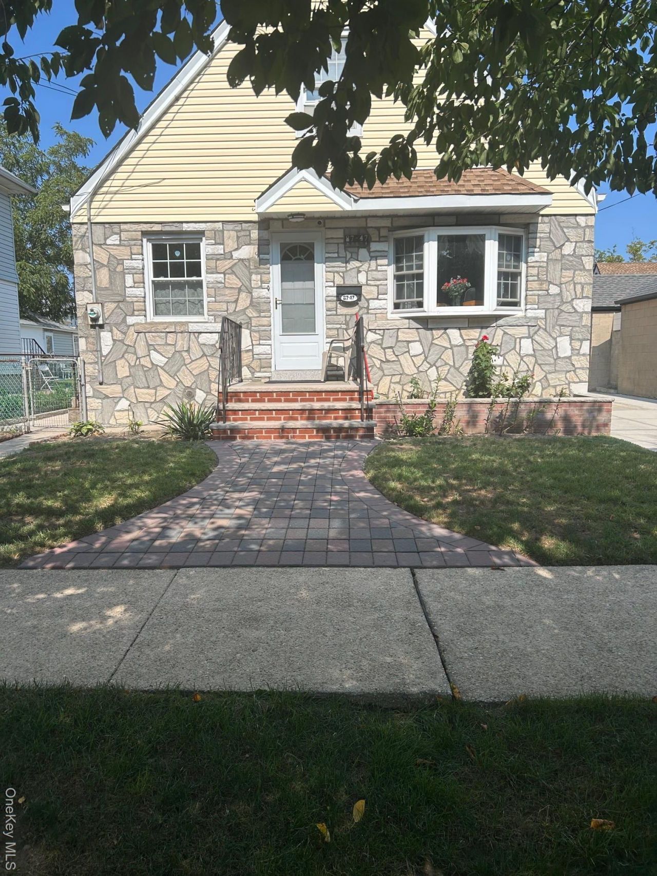 87-47 256th Street Floral Park, NY 11001
