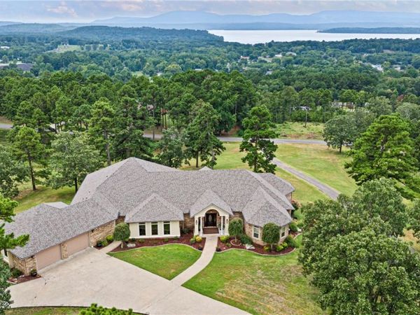 423 PARLIAMENT Lane, London, AR 72847