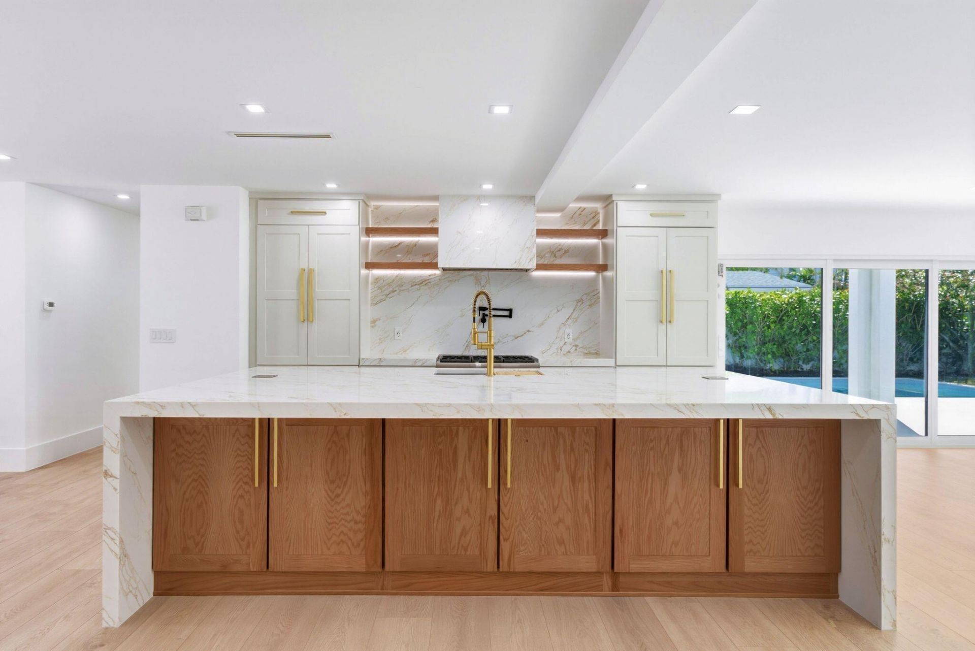 210 Gregory Road, West Palm Beach, FL 33405 Photo