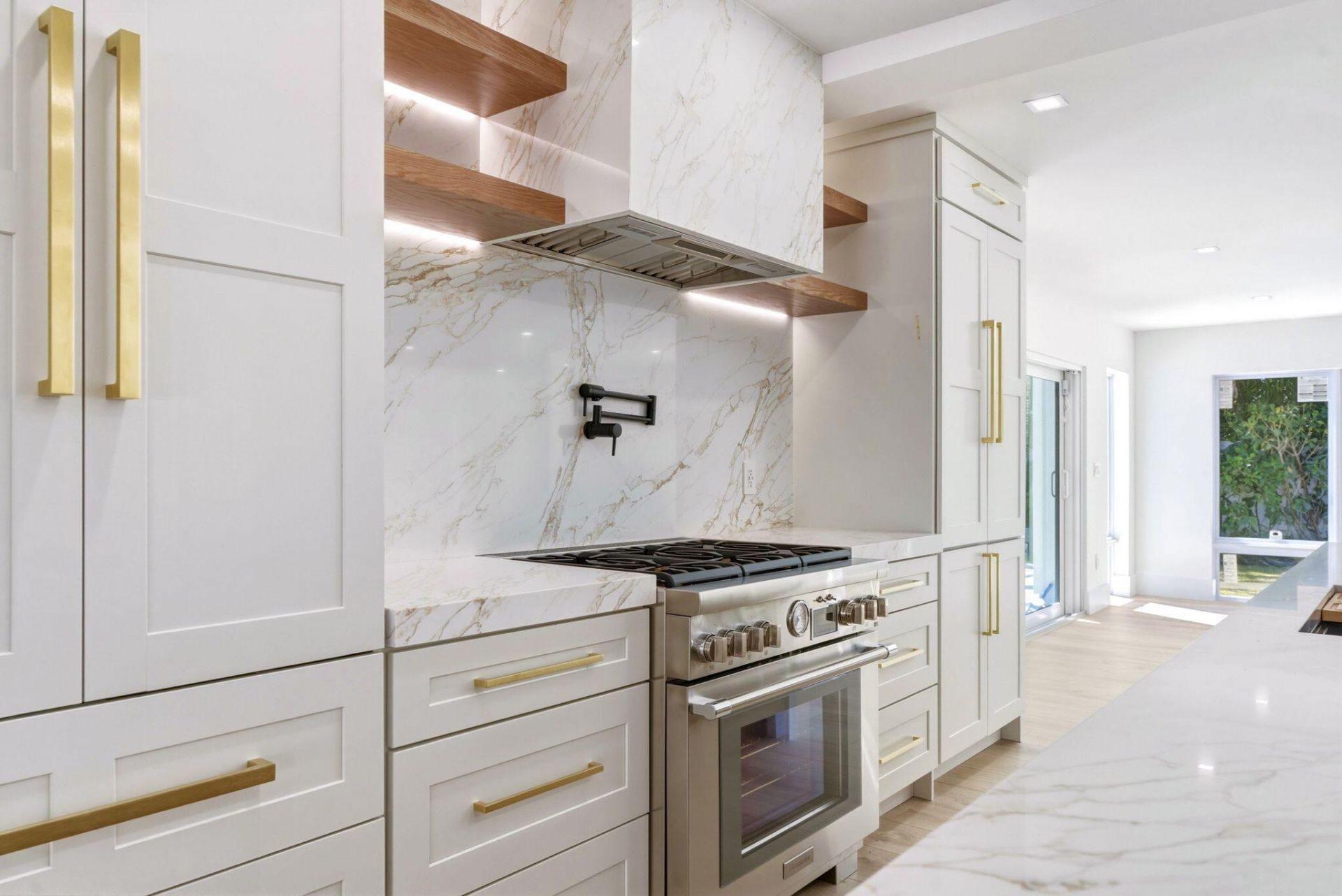 210 Gregory Road, West Palm Beach, FL 33405 Photo