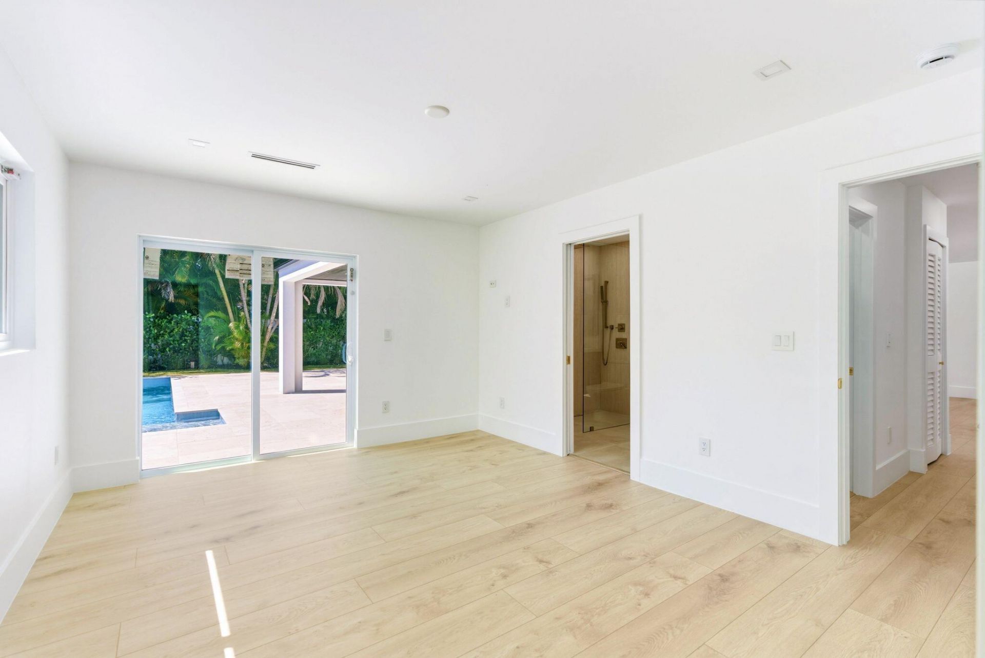 210 Gregory Road, West Palm Beach, FL 33405 Photo