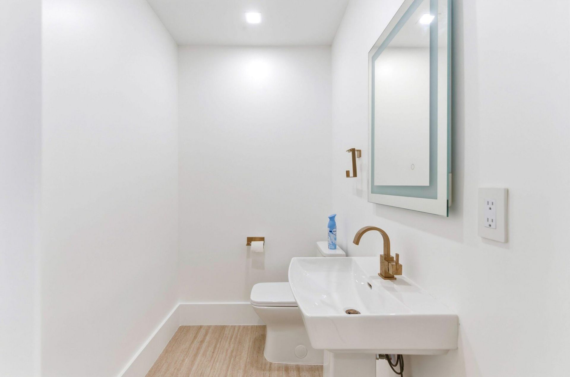 210 Gregory Road, West Palm Beach, FL 33405 Photo