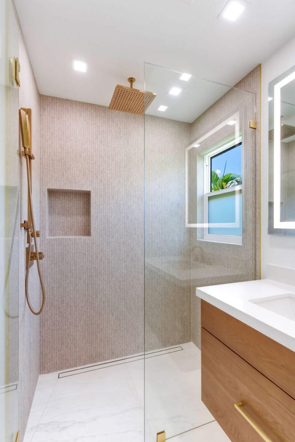 210 Gregory Road, West Palm Beach, FL 33405 Photo