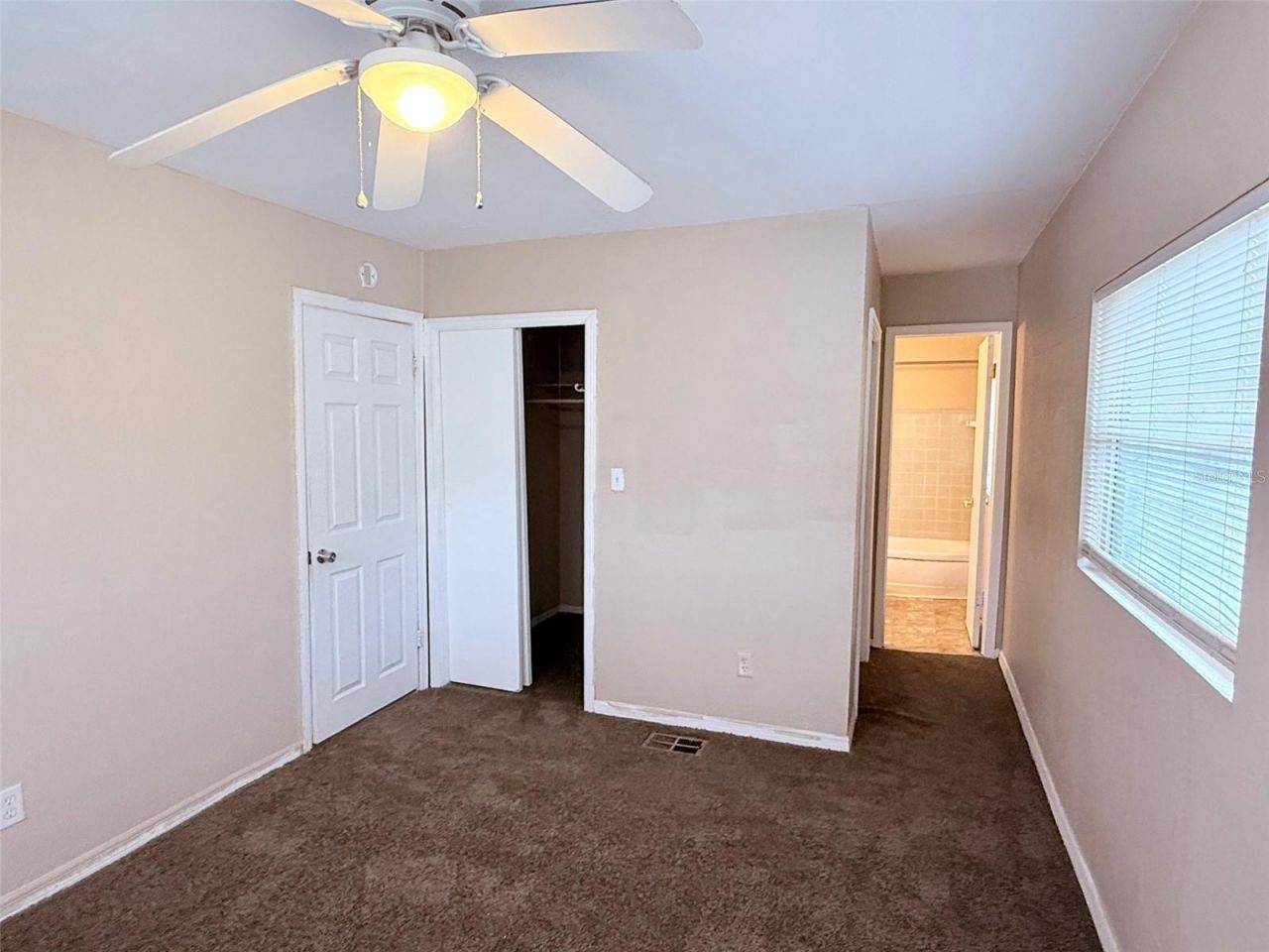 986 22nd Avenue S, Unit 3, Saint Petersburg, FL 33705 Photo