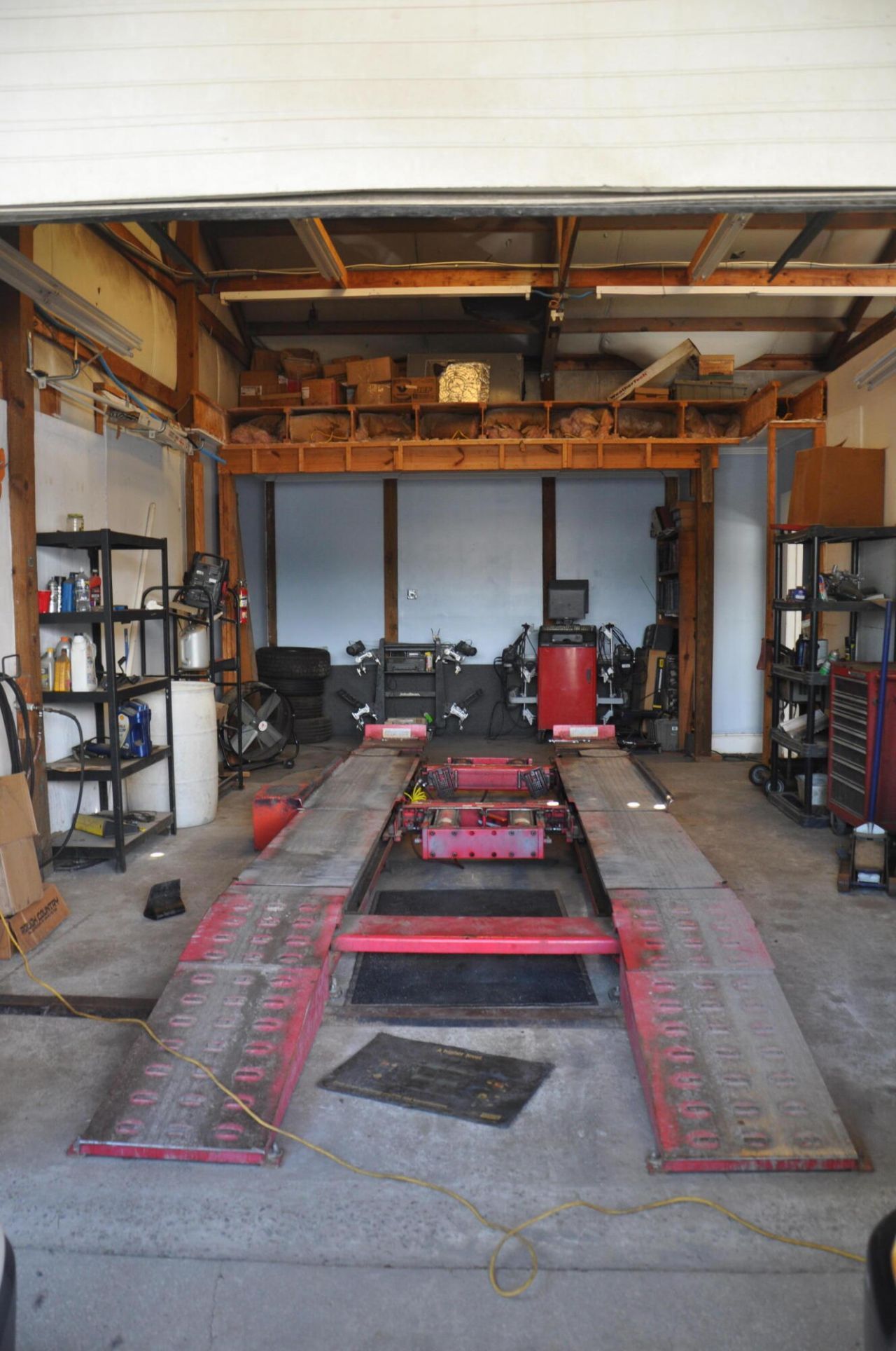 1235 Ben Sawyer Boulevard Photo 4