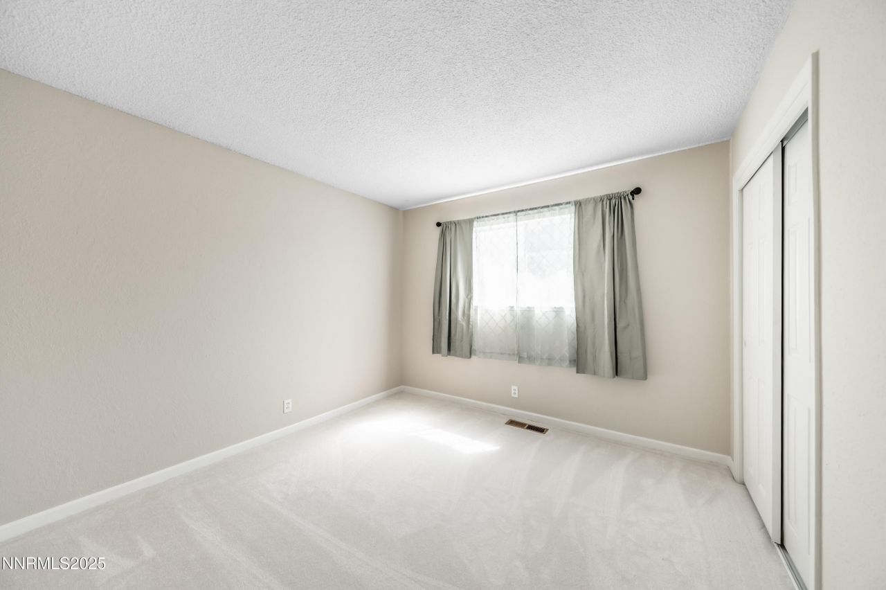 465 Lenwood Drive, Sparks, NV 89431 Photo