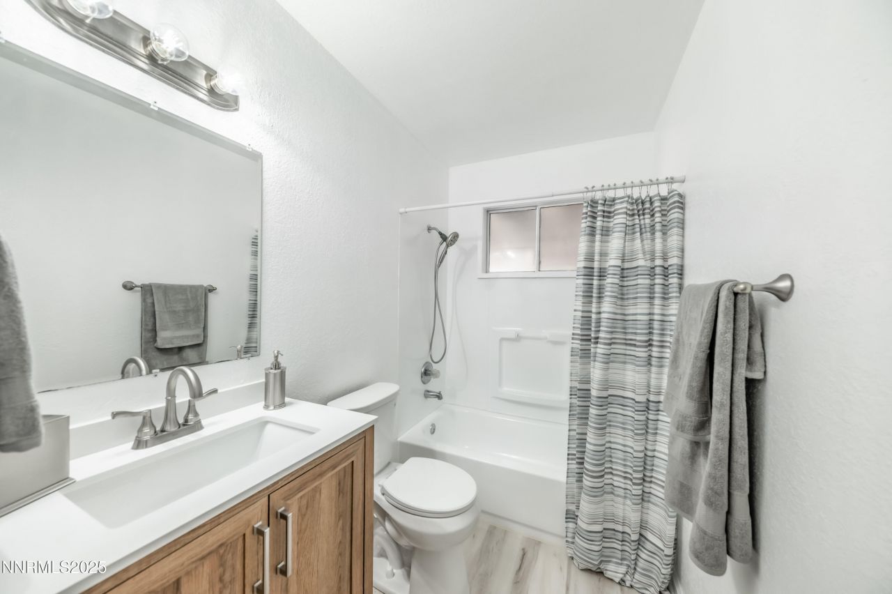 465 Lenwood Drive, Sparks, NV 89431 Photo