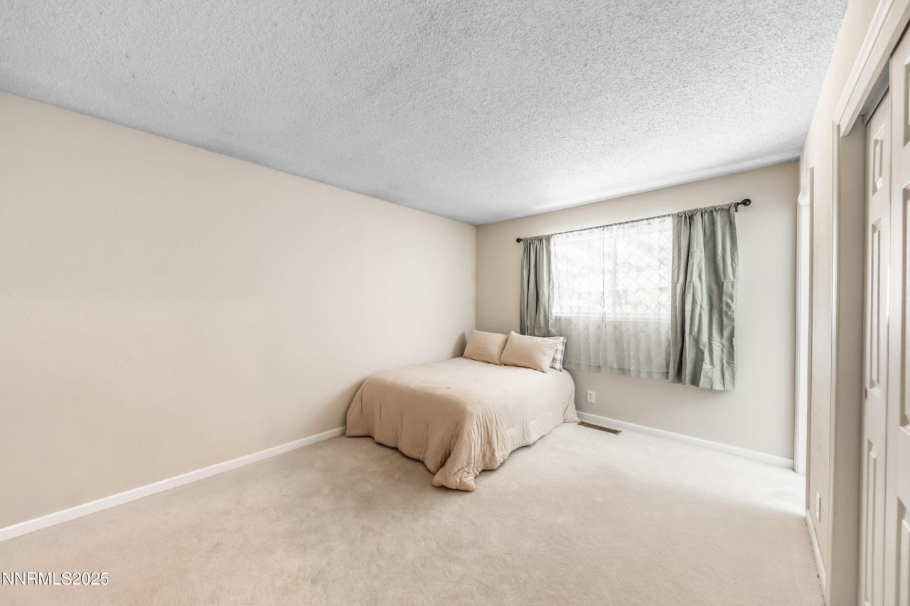 465 Lenwood Drive, Sparks, NV 89431 Photo