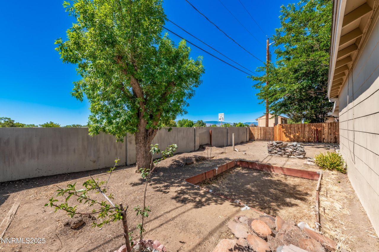 465 Lenwood Drive, Sparks, NV 89431 Photo