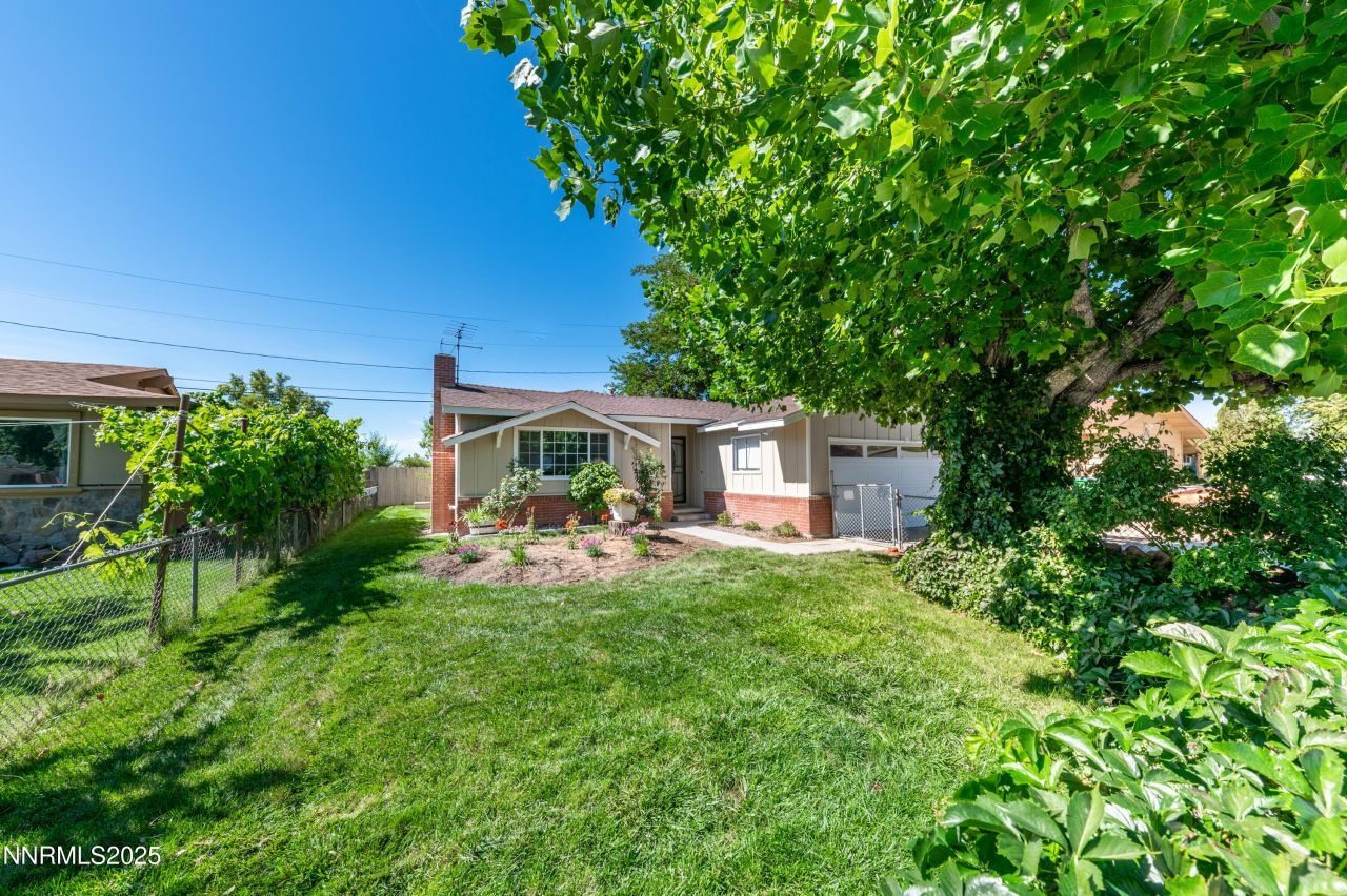 465 Lenwood Drive, Sparks, NV 89431 Photo