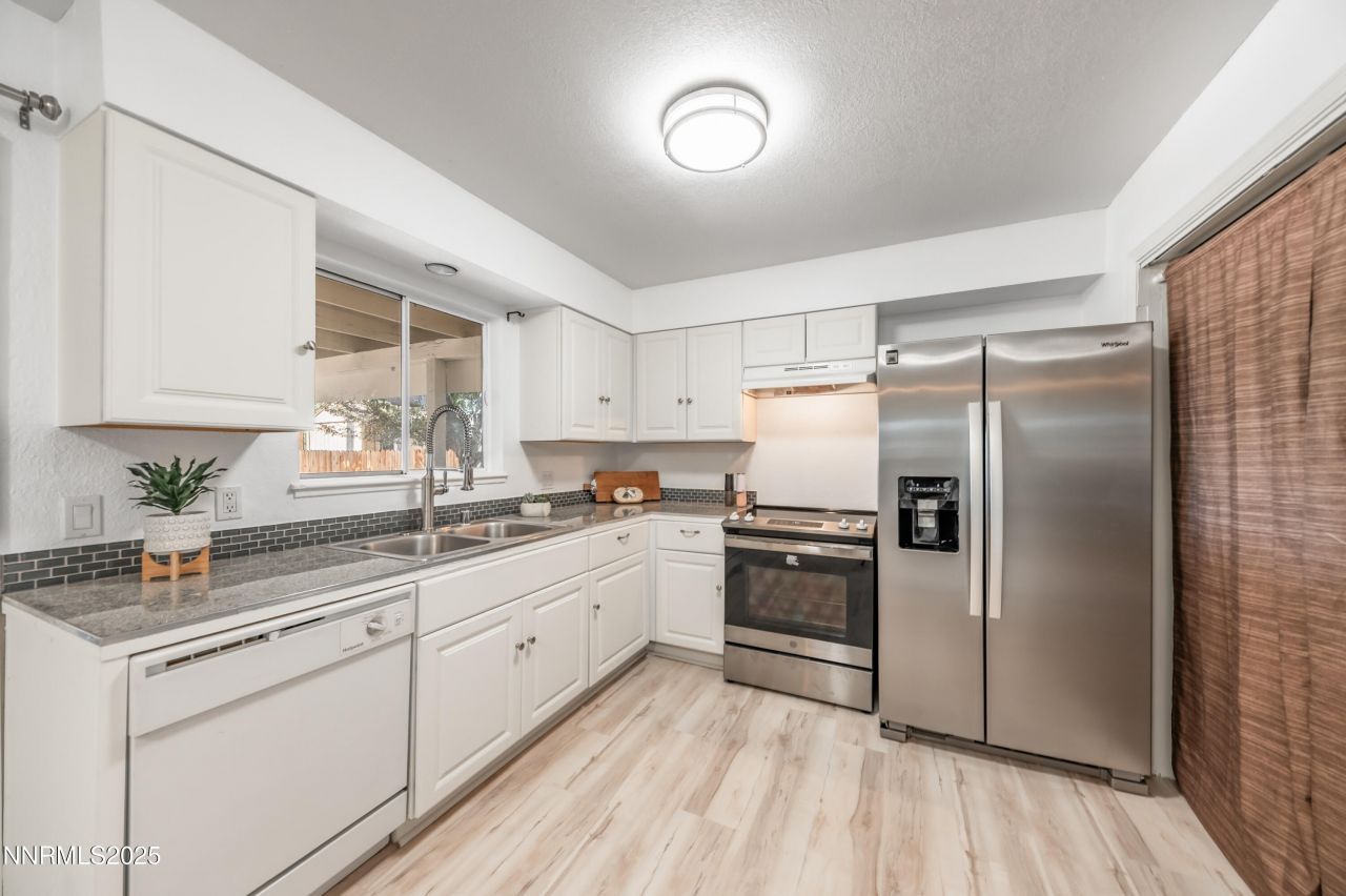 465 Lenwood Drive, Sparks, NV 89431 Photo