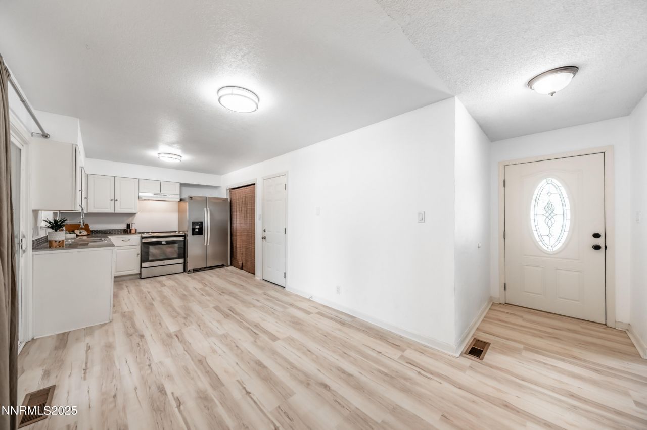 465 Lenwood Drive, Sparks, NV 89431 Photo