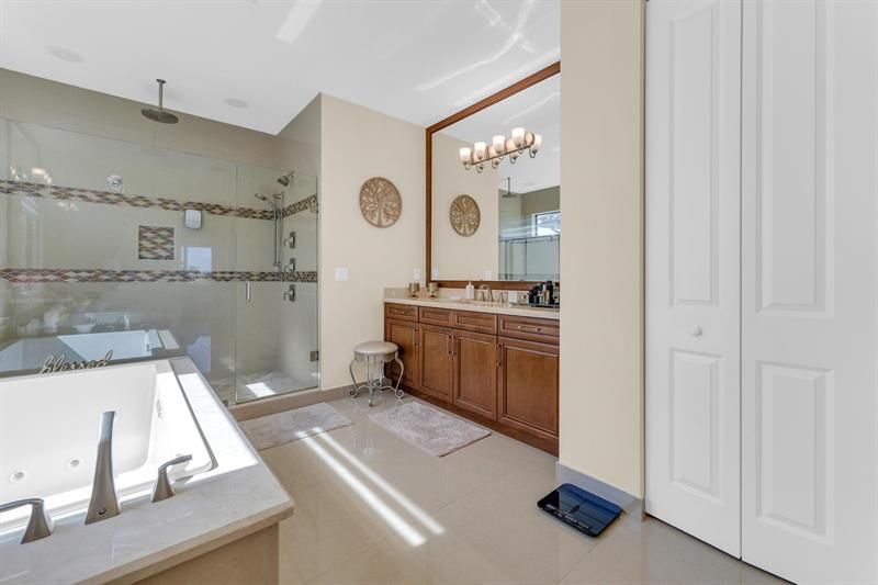 11330 SW 12th St, Pembroke Pines, FL 33025 Photo