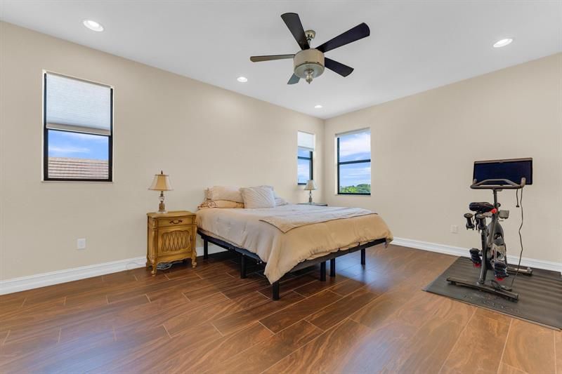 11330 SW 12th St, Pembroke Pines, FL 33025 Photo