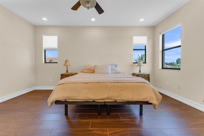 11330 SW 12th St, Pembroke Pines, FL 33025 Photo