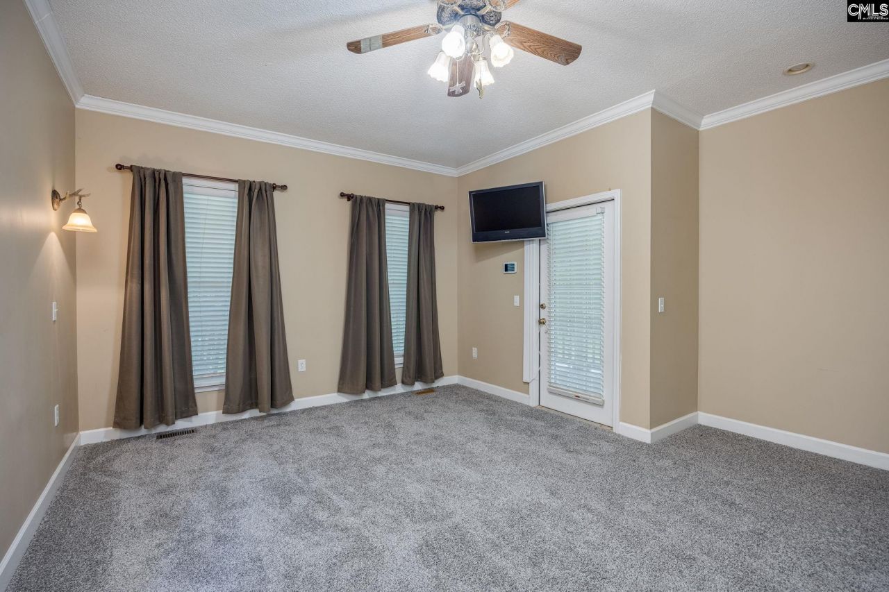 731 Clamp Road Photo 43