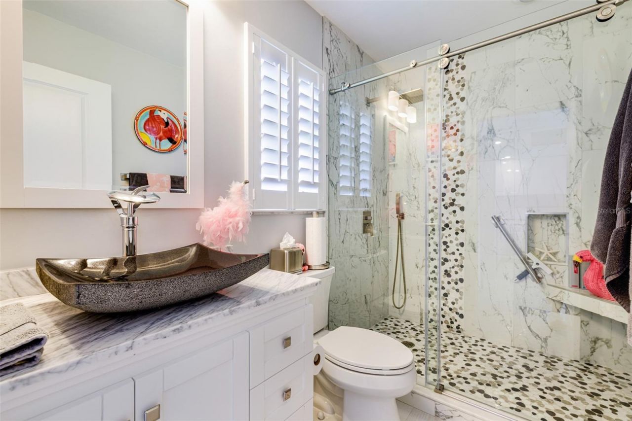 2372 Cherimoya Lane, Saint James City, FL 33956 Photo