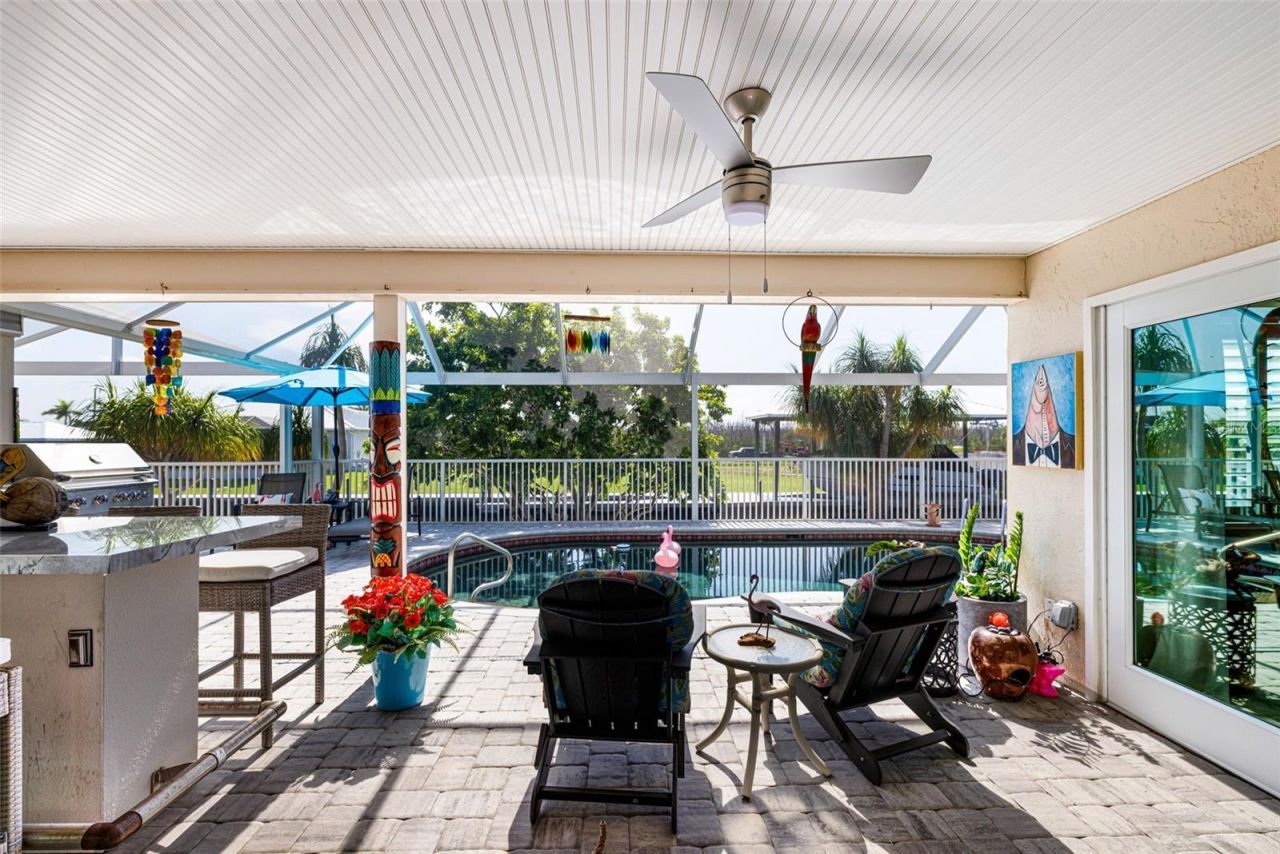 2372 Cherimoya Lane, Saint James City, FL 33956 Photo