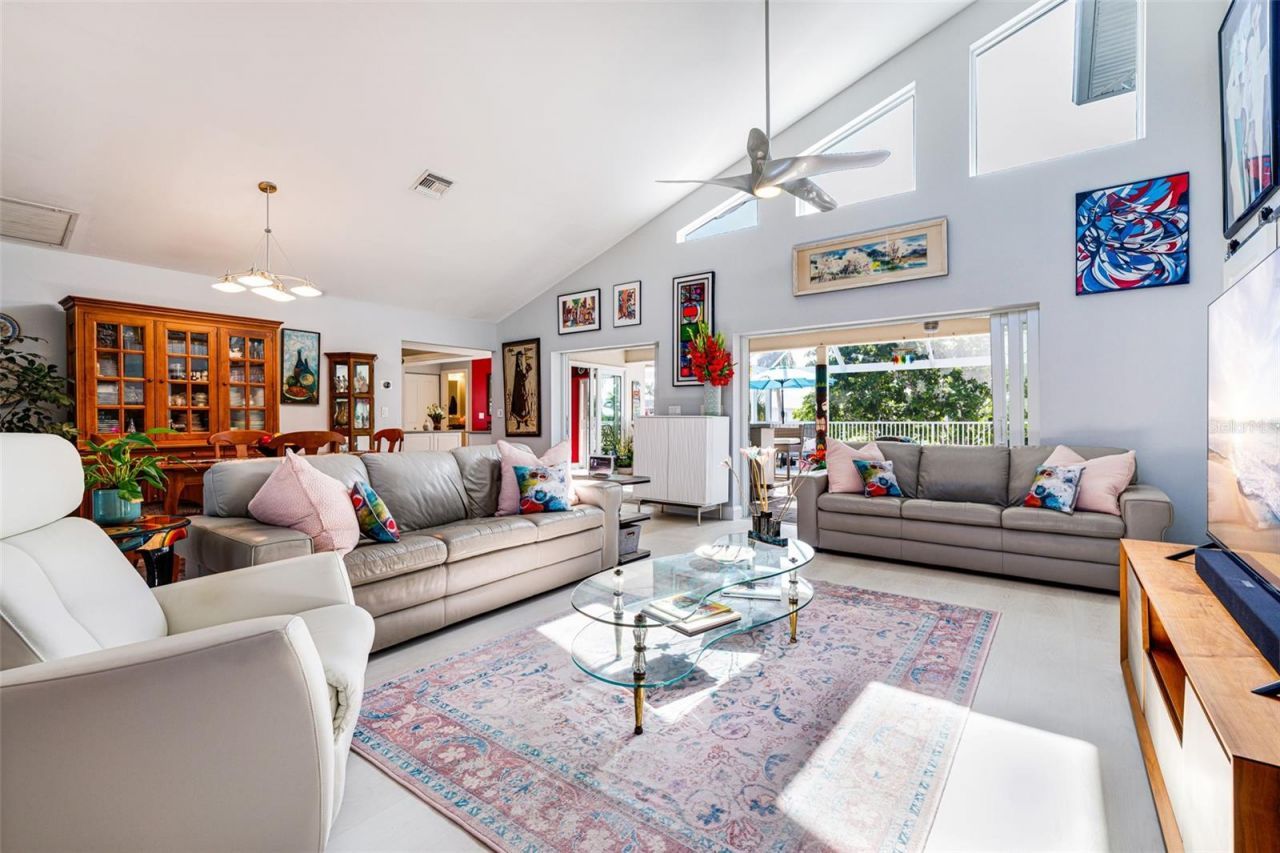 2372 Cherimoya Lane, Saint James City, FL 33956 Photo