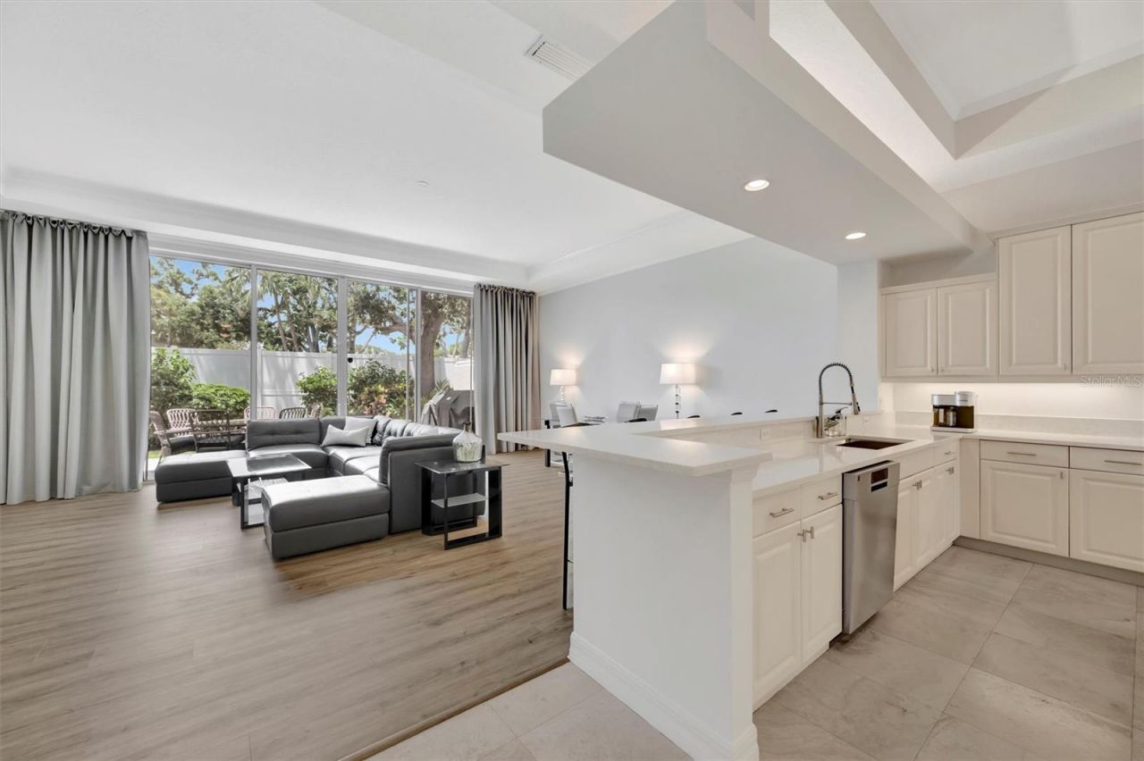 3409 54th Drive W, Unit 102, Bradenton, FL 34210 Photo