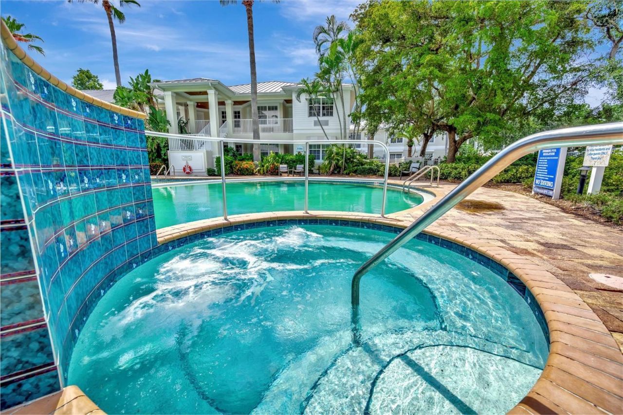 3409 54th Drive W, Unit 102, Bradenton, FL 34210 Photo