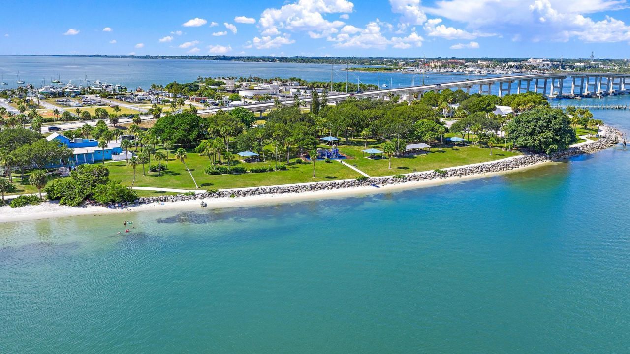 901 S Ocean Drive, Fort Pierce, FL 34949 Photo