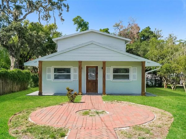 1415 E HENRY AVENUE, TAMPA, FL 33604