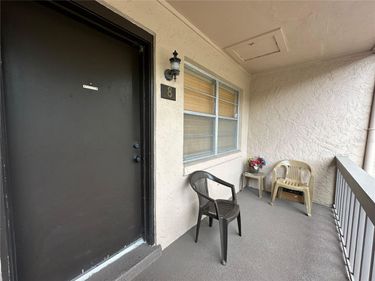 2417 NE 6TH STREET, Unit 8, OCALA, FL 34470