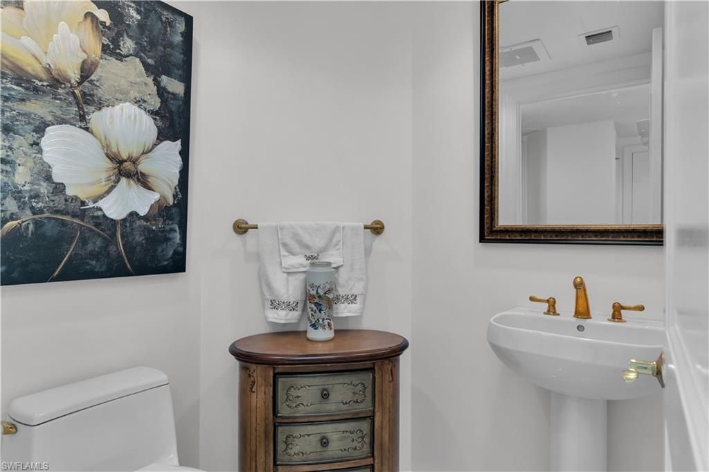 1060 Borghese Ln, Unit 204, Naples, FL 34114 Photo