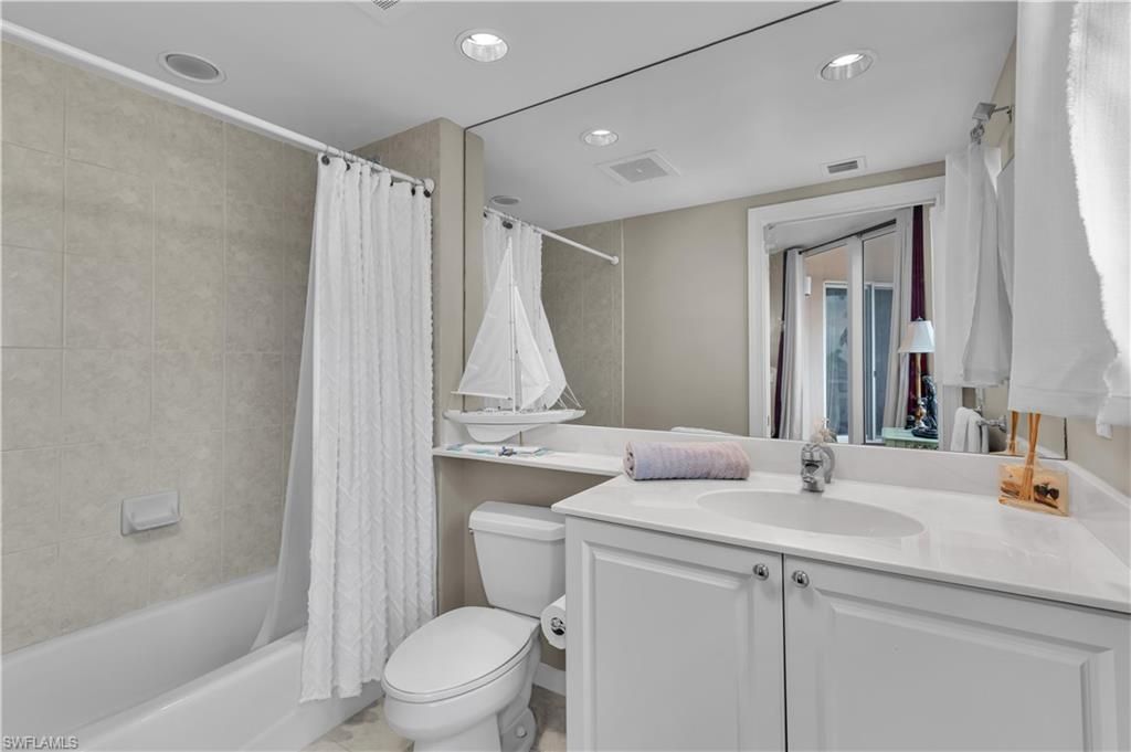 1060 Borghese Ln, Unit 204, Naples, FL 34114 Photo